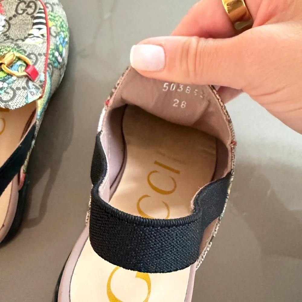 Gucci Kids Beige GG Supreme Floral Print Horsebit Moccasins with Red Trim